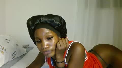 sexy online show from February 2026 09:40:02 PM