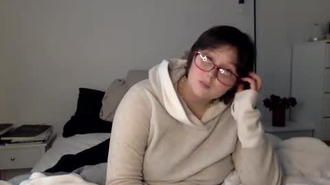 Snapshot of missmistressmal chatting on November 2025 02:50:01 PM missmistressmal online show from November 2025 02:50:01 PM