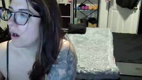 MissMona online show from March 2026 10:41:01 AM