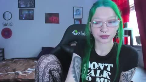 Mistress Nikki Vill online show from May 2026 06:15:02 PM