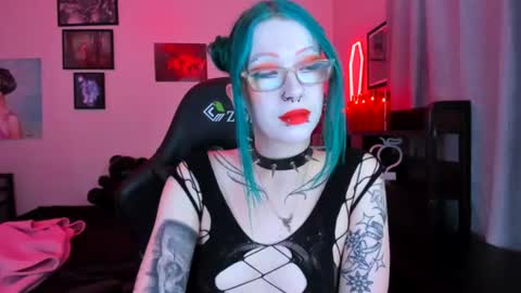 Mistress Nikki Vill online show from August 2026 03:31:02 AM