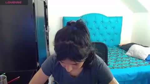 Snapshot of misspurple4 chatting on February 2025 10:11:02 PM kassandra online show from February 2025 10:11:02 PM