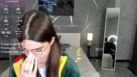 Snapshot of misss_evelyne chatting on December 2025 01:35:02 AM misss_evelyne online show from December 2025 01:35:02 AM