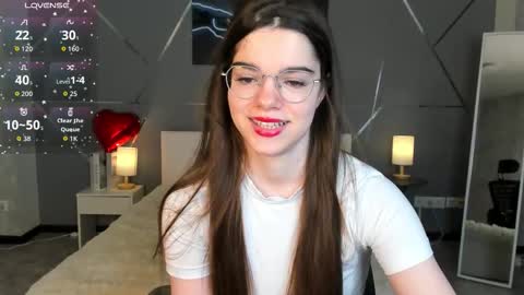 Snapshot of misss_evelyne chatting on February 2026 01:10:02 AM misss_evelyne online show from February 2026 01:10:02 AM