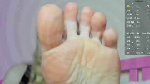 Snapshot of missslola chatting on February 2025 04:46:01 PM Misss Lola Angel online show from February 2025 04:46:01 PM