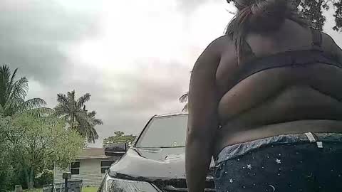 Misstrezzkristina online show from February 2025 03:19:02 PM