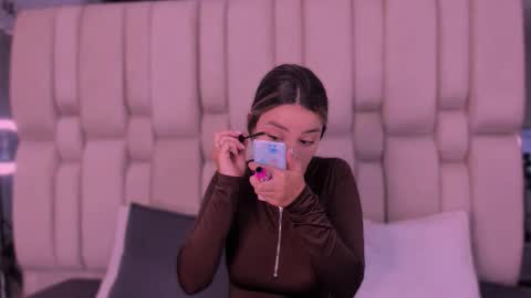 Valerie online show from February 2026 07:43:01 PM