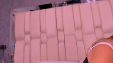 Valerie online show from February 2026 08:31:02 PM