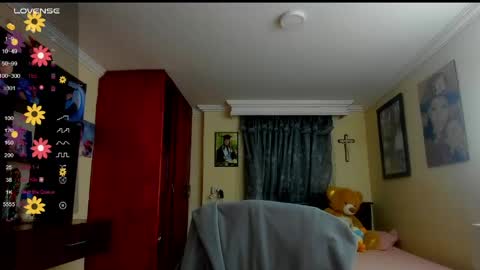 Snapshot of missvalery1 chatting on May 2026 01:57:16 AM missvalery1 online show from May 2026 01:57:16 AM