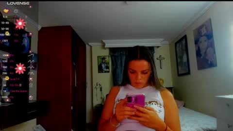 Snapshot of missvalery1 chatting on June 2026 10:54:01 PM missvalery1 online show from June 2026 10:54:01 PM