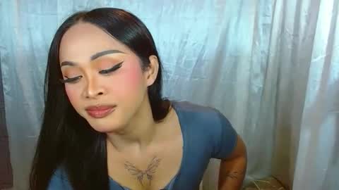 SweetViolet online show from May 2026 12:35:02 PM