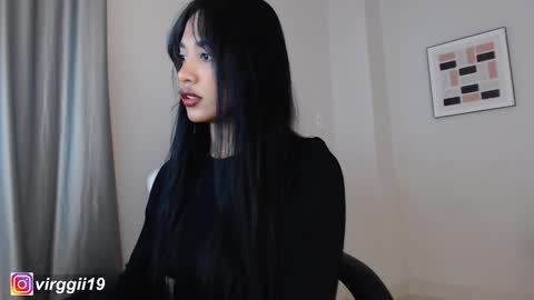 missvirggii online show from October 2025 09:37:01 PM
