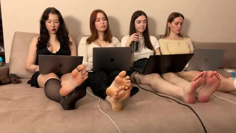 Snapshot of misswishh chatting on April 2026 07:31:02 PM misswishh online show from April 2026 07:31:02 PM