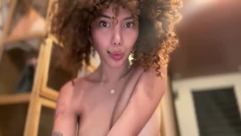 Divine Olga  online show from March 2026 04:20:01 AM