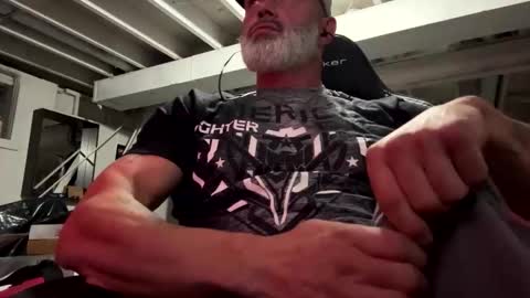 Snapshot of mister_bigg_dick chatting on November 2025 03:16:02 AM AJ online show from November 2025 03:16:02 AM