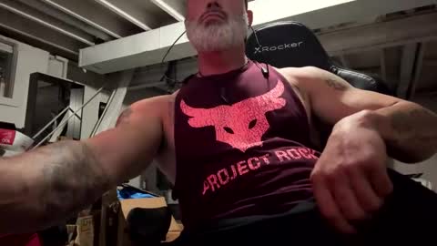 Snapshot of mister_bigg_dick chatting on November 2025 01:16:01 AM AJ online show from November 2025 01:16:01 AM