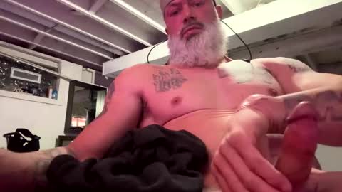 Snapshot of mister_bigg_dick chatting on February 2026 05:29:01 AM AJ online show from February 2026 05:29:01 AM