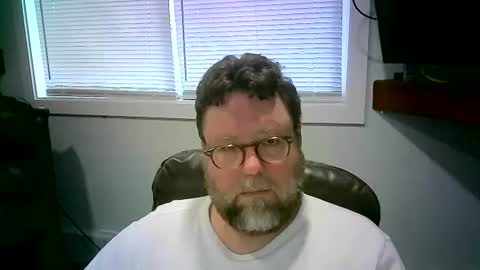 Snapshot of mister_happy567 chatting on February 2025 12:24:01 AM Mr. Happy online show from February 2025 12:24:01 AM