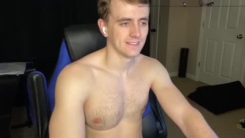 Snapshot of misterblanco chatting on December 2024 05:20:01 AM BLAUNCOE online show from December 2024 05:20:01 AM