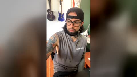 misternocturne online show from March 2026 06:25:02 PM