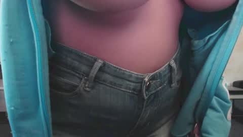 Snapshot of misteryland chatting on December 2024 07:58:02 AM Brina online show from December 2024 07:58:02 AM