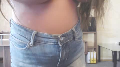 Snapshot of misteryland chatting on January 2025 09:15:01 AM Brina online show from January 2025 09:15:01 AM