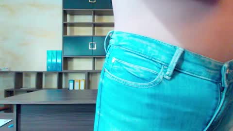 Snapshot of misteryland chatting on January 2025 08:11:02 AM Brina online show from January 2025 08:11:02 AM