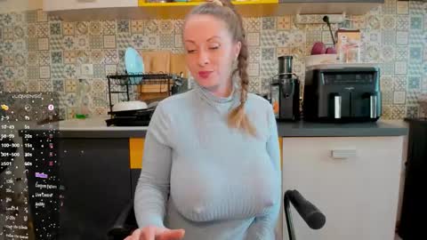 Snapshot of misteryland chatting on February 2026 06:41:02 AM Brina online show from February 2026 06:41:02 AM