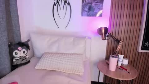 Snapshot of misticred chatting on March 2026 04:40:02 AM misticred online show from March 2026 04:40:02 AM