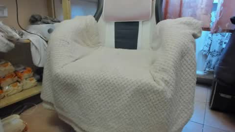 mistress_adel online show from April 2026 07:33:02 AM