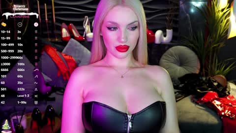 Snapshot of mistress_darsy chatting on December 2024 09:17:02 AM Darsy online show from December 2024 09:17:02 AM