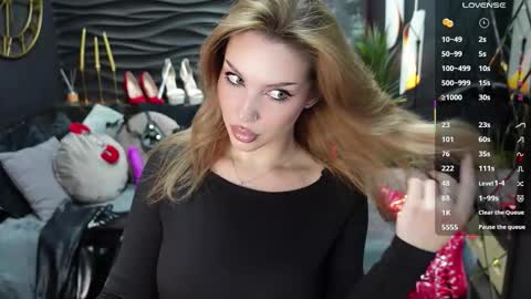 Snapshot of mistress_darsy chatting on October 2025 01:56:01 PM Darsy online show from October 2025 01:56:01 PM