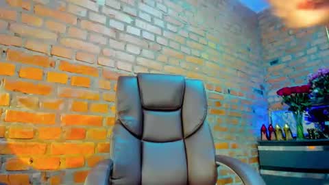 Snapshot of mistress_milana_ chatting on November 2025 11:10:01 AM mistress_milana_ online show from November 2025 11:10:01 AM