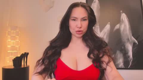 Snapshot of mistress_ninaohnina chatting on December 2024 09:13:02 AM Mistress Nina online show from December 2024 09:13:02 AM