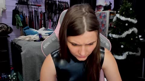 Snapshot of mistress_priest chatting on December 2024 05:07:02 PM Dirty Priest and Ivi online show from December 2024 05:07:02 PM