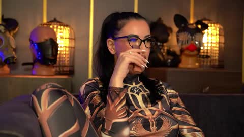 Mistress Kelly online show from May 2026 10:18:02 PM