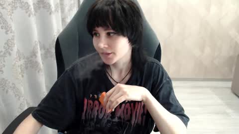 Snapshot of misty_dark chatting on October 2025 09:32:01 AM misty_dark online show from October 2025 09:32:01 AM