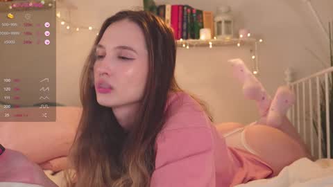 Snapshot of mita_mp4 chatting on December 2024 04:14:02 PM Mita online show from December 2024 04:14:02 PM