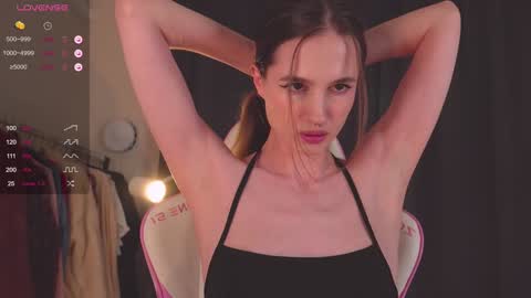 Snapshot of mita_mp4 chatting on January 2025 08:30:01 AM Mita online show from January 2025 08:30:01 AM