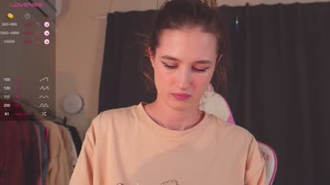 Snapshot of mita_mp4 chatting on January 2025 04:23:02 AM Mita online show from January 2025 04:23:02 AM