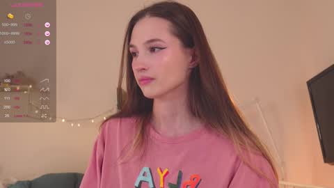 Snapshot of mita_mp4 chatting on January 2025 03:58:02 AM Mita online show from January 2025 03:58:02 AM