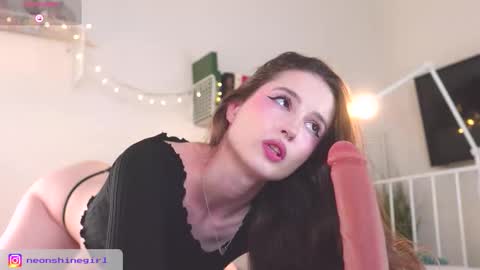 Snapshot of mita_mp4 chatting on September 2025 05:42:01 AM Mita online show from September 2025 05:42:01 AM