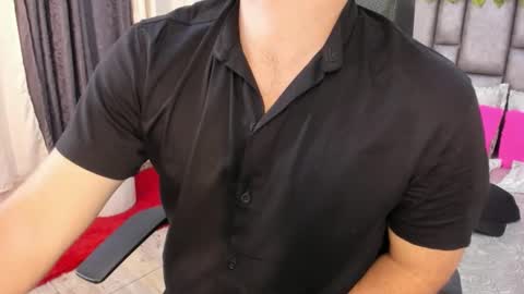 Snapshot of mitchbukanan chatting on March 2026 04:01:02 AM mitchbukanan online show from March 2026 04:01:02 AM