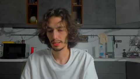 MitchelKurse online show from June 2026 06:07:01 PM