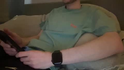 Snapshot of mitchellw7752 chatting on December 2024 01:36:02 PM mitchellw7752 online show from December 2024 01:36:02 PM