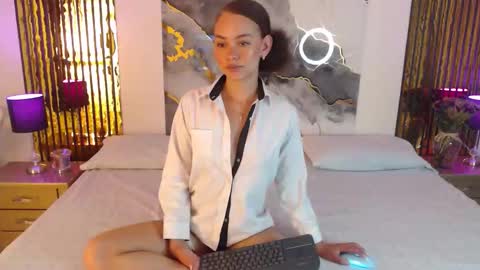 Mtica Brennet online show from January 2026 03:22:02 AM