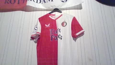 Snapshot of mitta93 chatting on September 2025 11:15:01 PM mitta93 online show from September 2025 11:15:01 PM