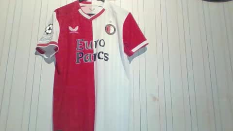 Snapshot of mitta93 chatting on October 2025 11:11:02 PM mitta93 online show from October 2025 11:11:02 PM