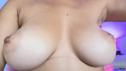 Miwa  online show from December 2024 02:22:02 PM