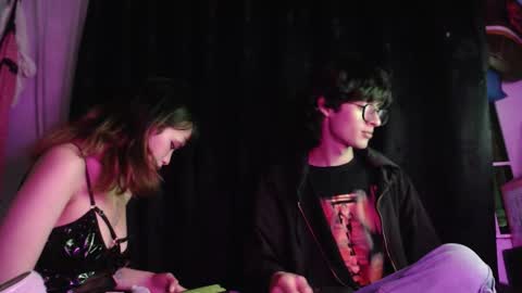 Snapshot of mixipeach chatting on March 2026 12:01:01 AM Naomi and Nekorii online show from March 2026 12:01:01 AM